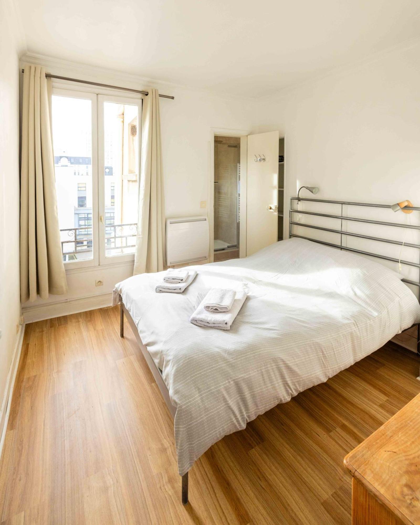 Well Located Apartment In Paris Eksteriør billede